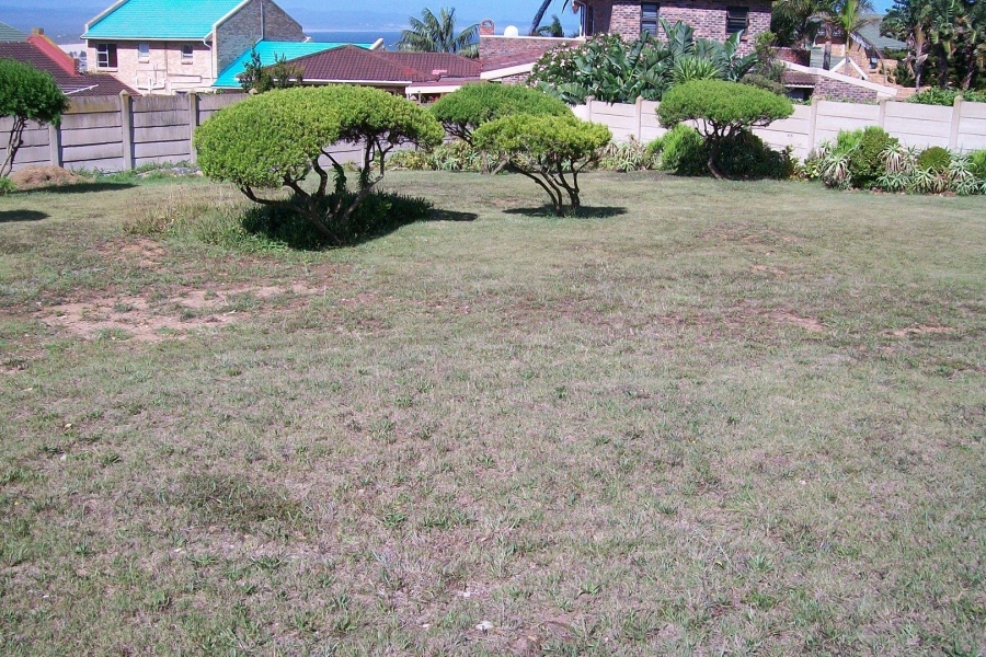 0 Bedroom Property for Sale in Wavecrest Eastern Cape